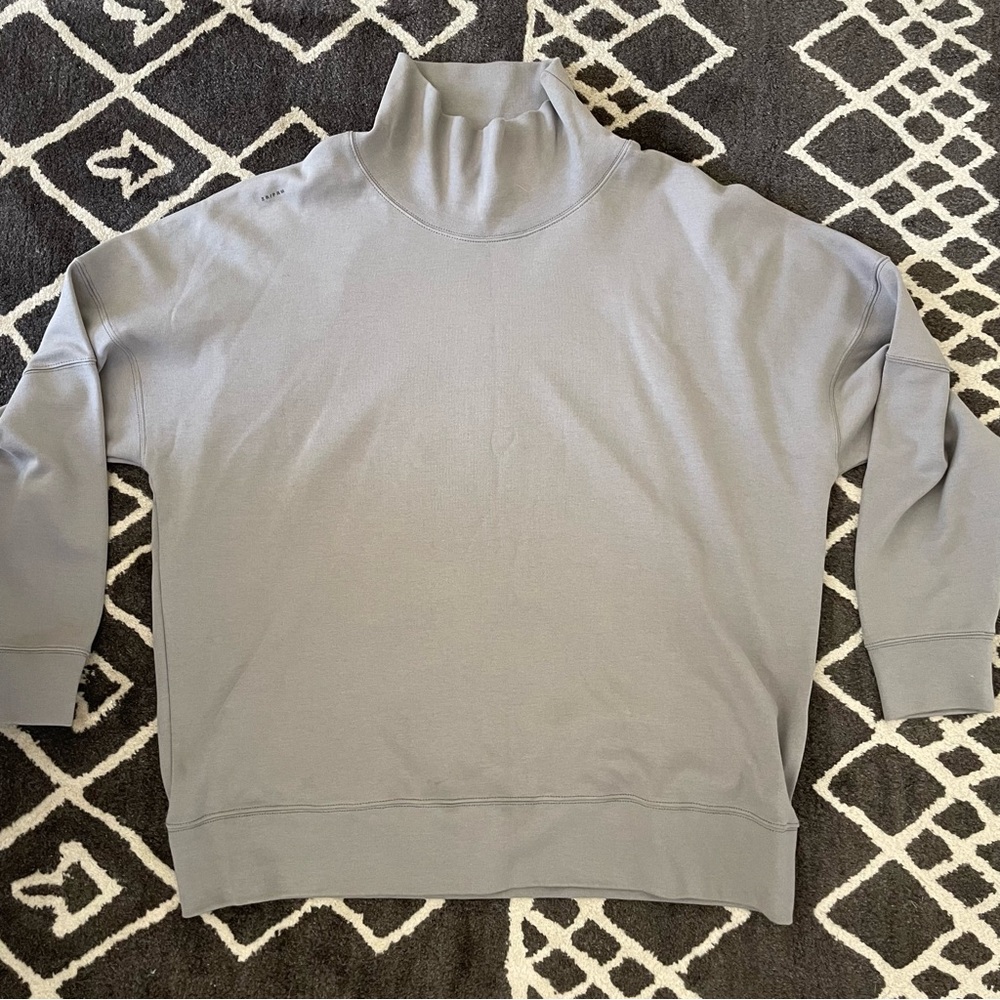 Zara Taupe/Gray Turtleneck Sweater